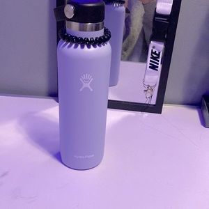 lilac hydro flask 21 ounces